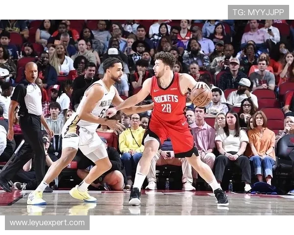 扎伊恩内线单打压制约基奇 篮下效率明显回升