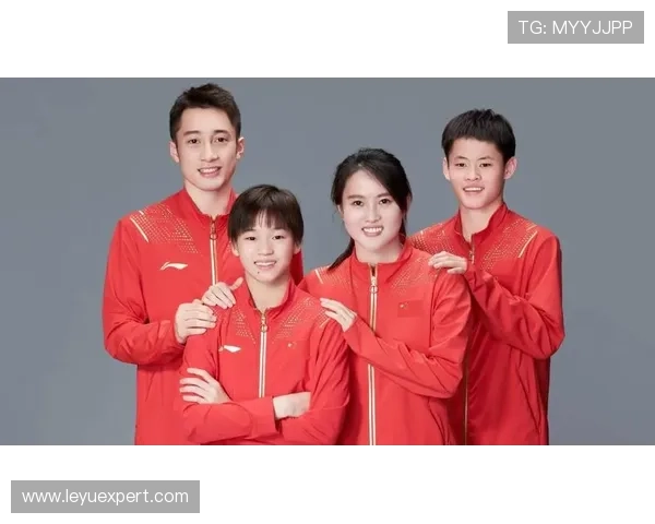 练俊杰家的冰箱里塞满蛋白粉，邻居以为他开健身房