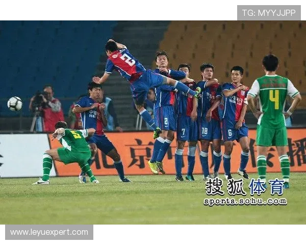 人墙规则：距离、移动与裁判判罚要点解析