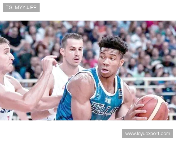 篮球比赛个人犯规累计满5次或6次将罚下，详解NBA与FIBA差异